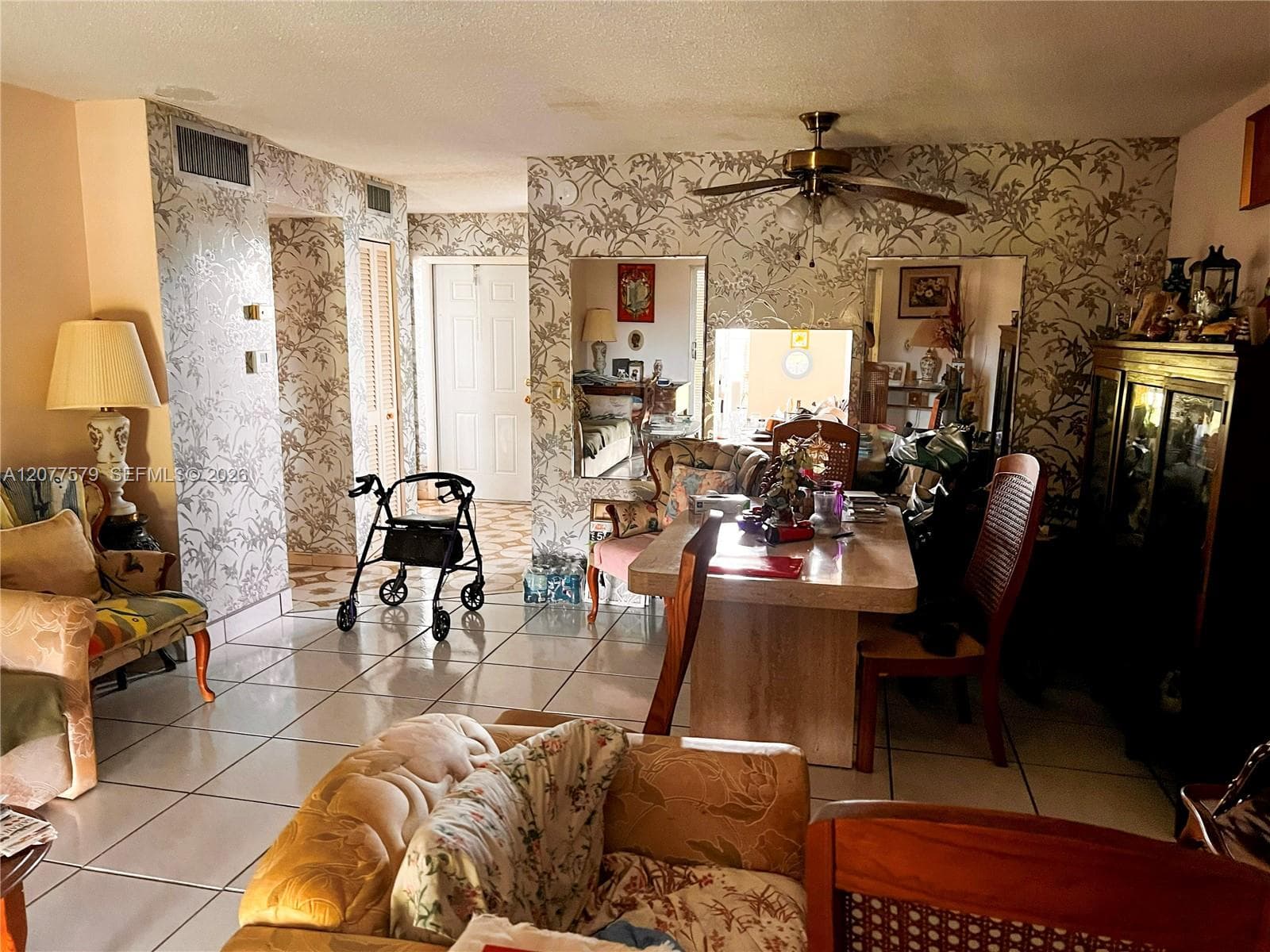 FAIRWAYS ROYALE CONDO · #604 in Hallandale Beach - Photo 8