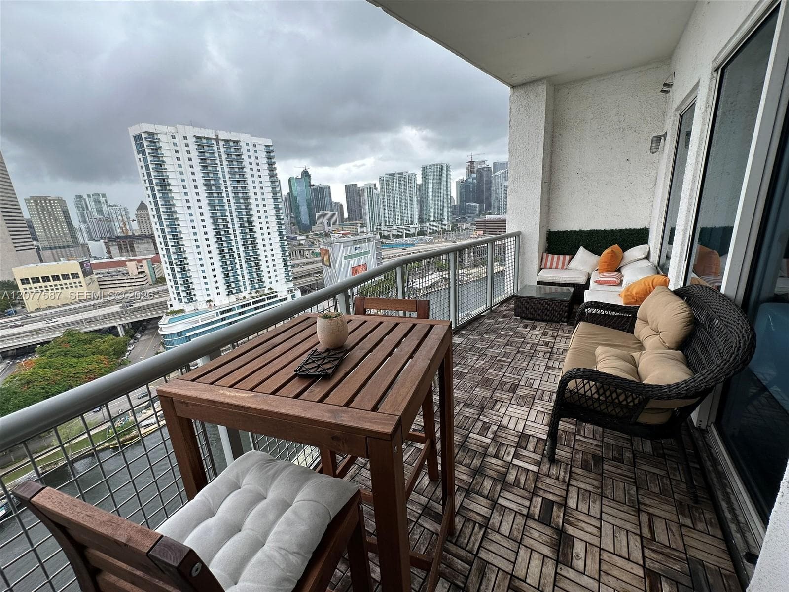 Neo Lofts · #PHI02 in Miami - Photo 6