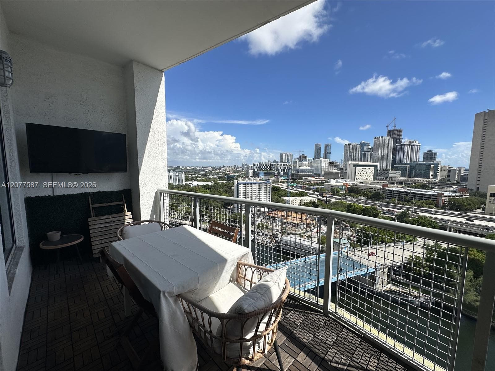 Neo Lofts · #PHI02 in Miami - Photo 7
