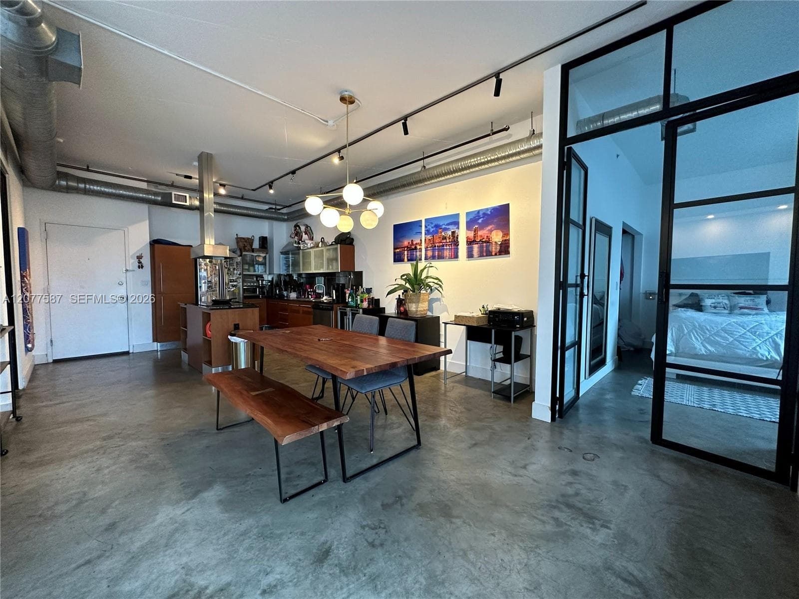 Neo Lofts · #PHI02 in Miami - Photo 1