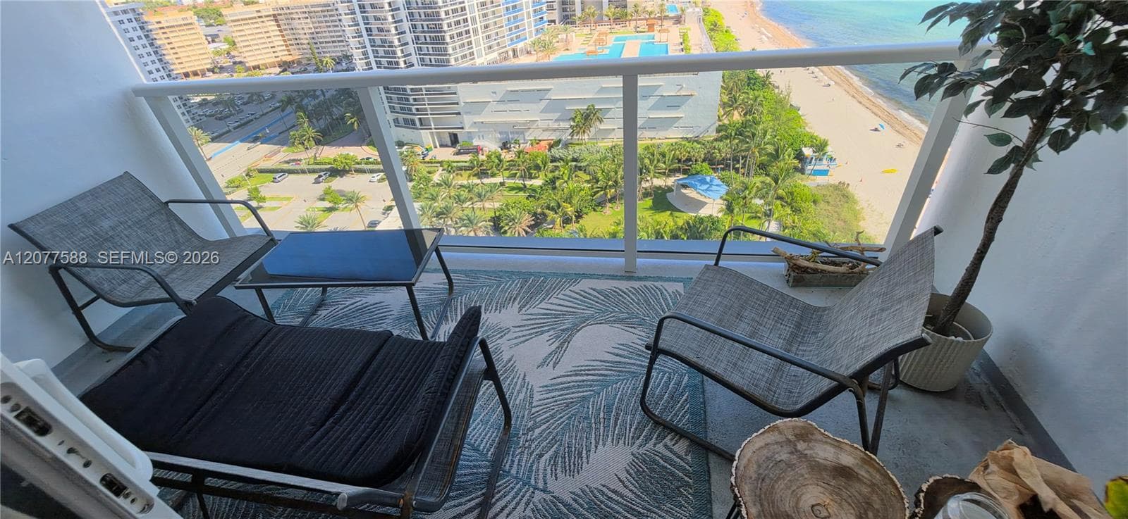 LA MER ESTATES EAST CONDO · #2001 in Hallandale Beach - Photo 9