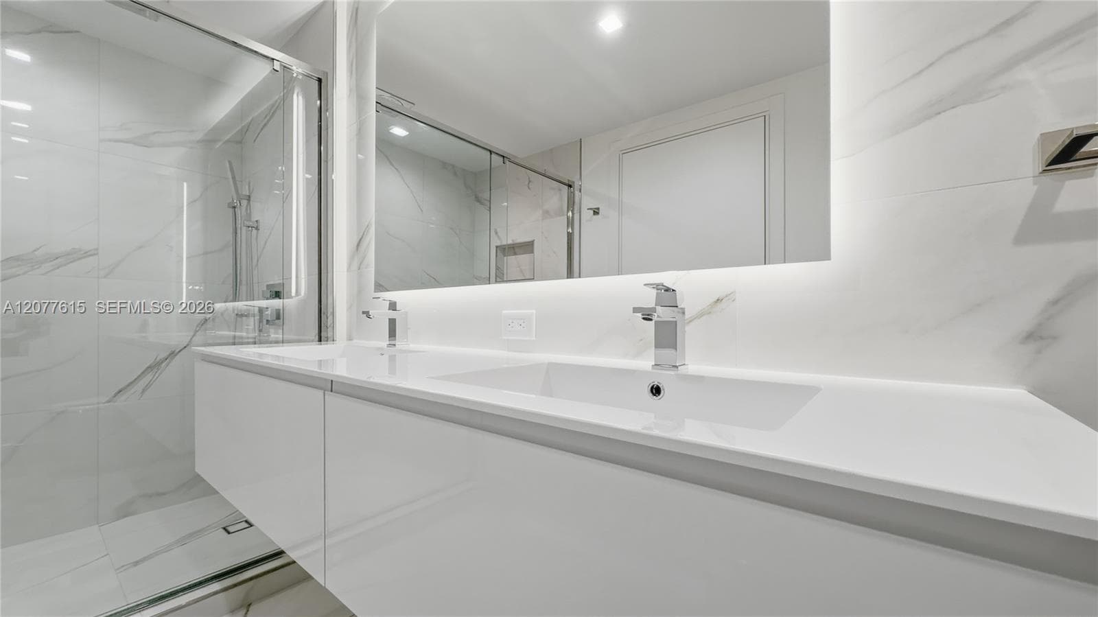 Hallandale Oasis · #1102 in Hallandale Beach - Photo 13