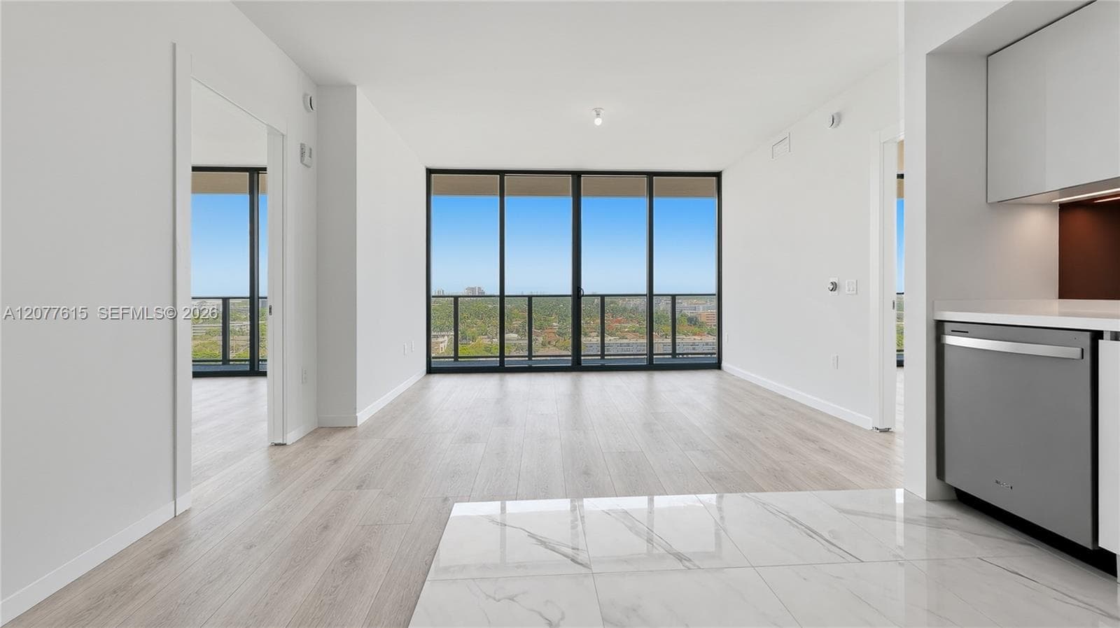 Hallandale Oasis · #1102 in Hallandale Beach - Photo 7