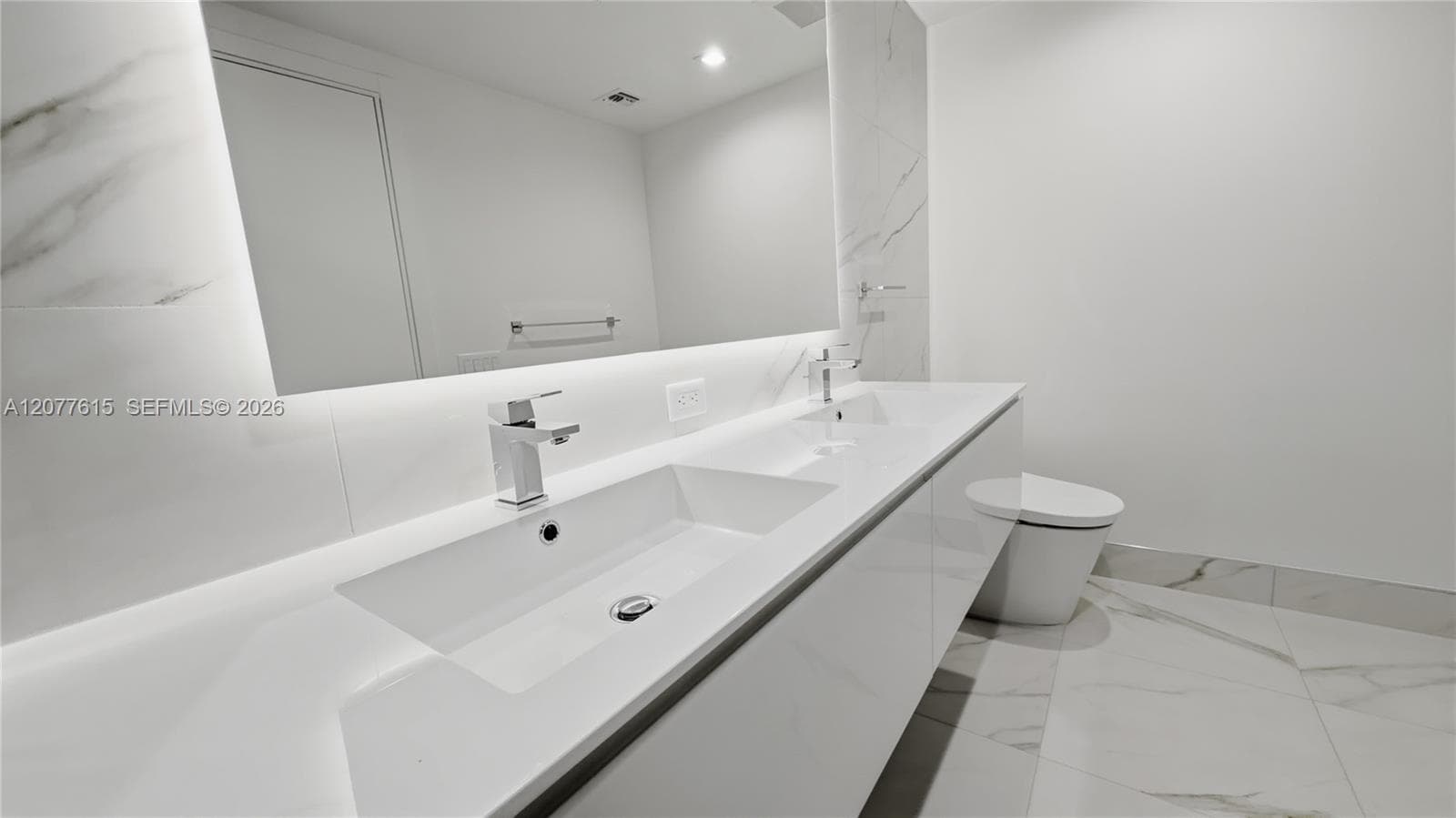 Hallandale Oasis · #1102 in Hallandale Beach - Photo 14