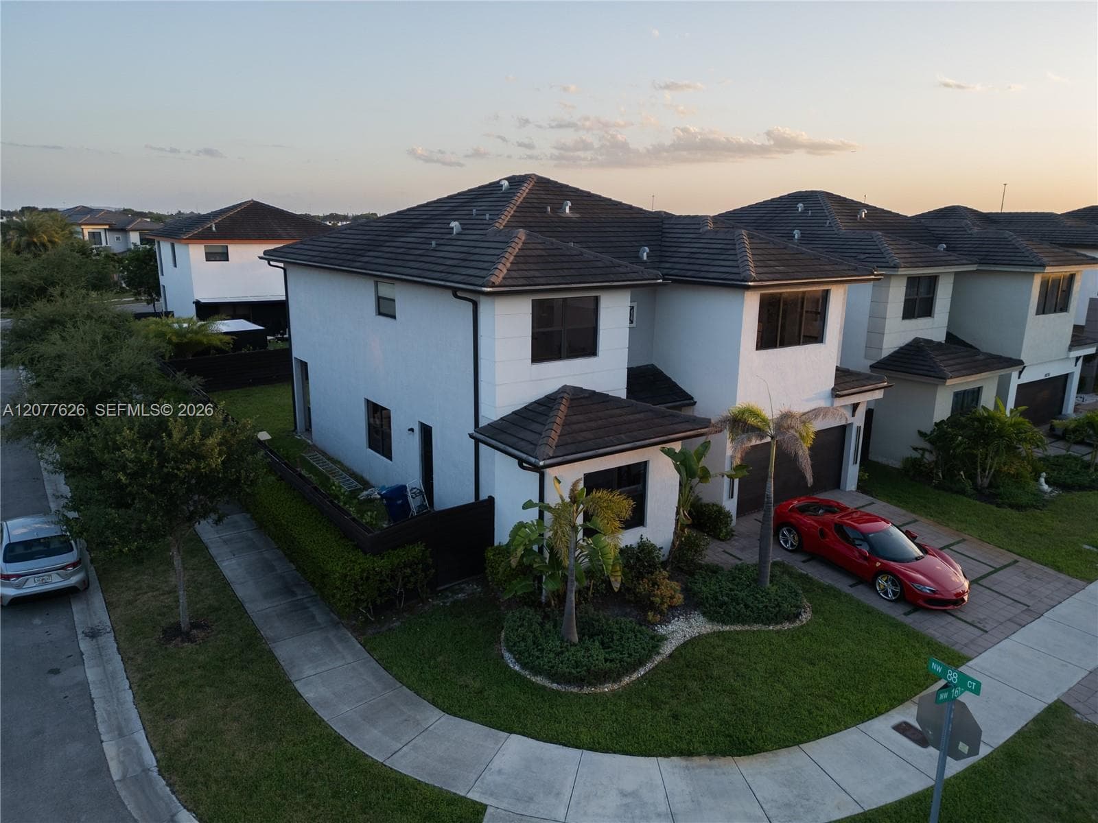 8824 NW 161st Ter photo 5