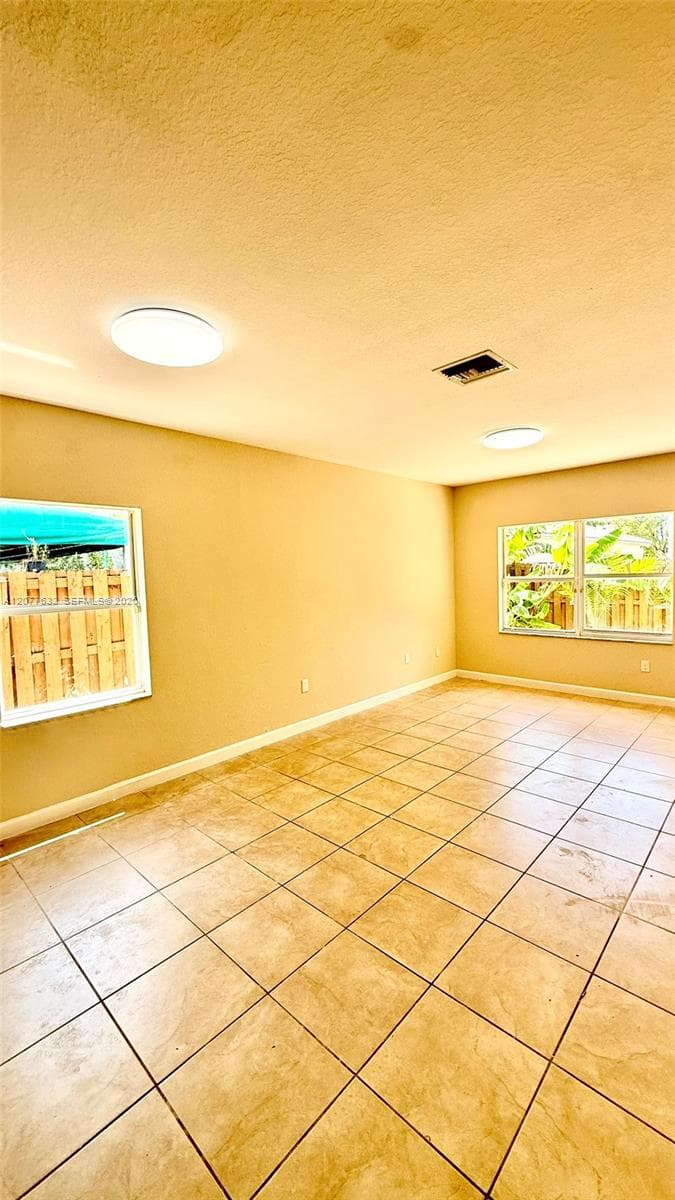 2364 NE 4th St #2364 photo 5