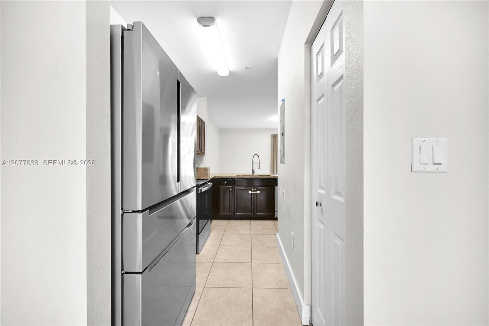 134 SE 28th Ter #5 photo 6