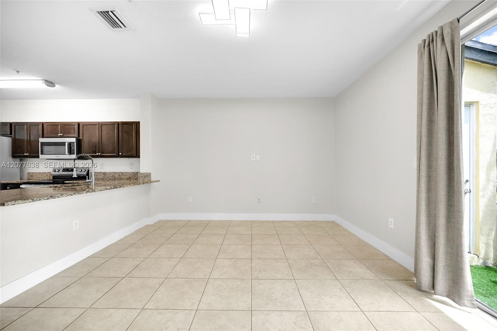 134 SE 28th Ter #5 photo 12