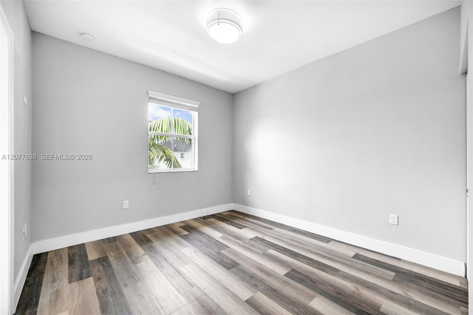 134 SE 28th Ter #5 photo 34