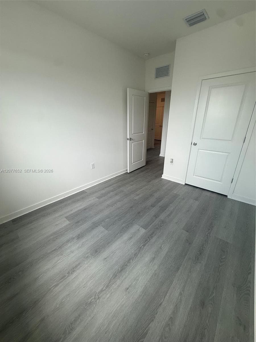 813 SW 11th Ter #0 photo 13