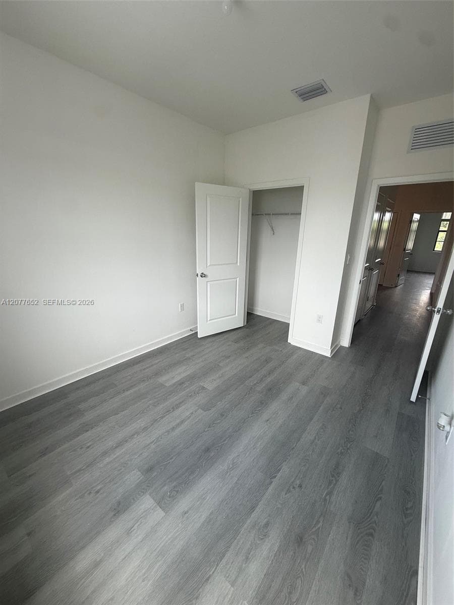 813 SW 11th Ter #0 photo 12