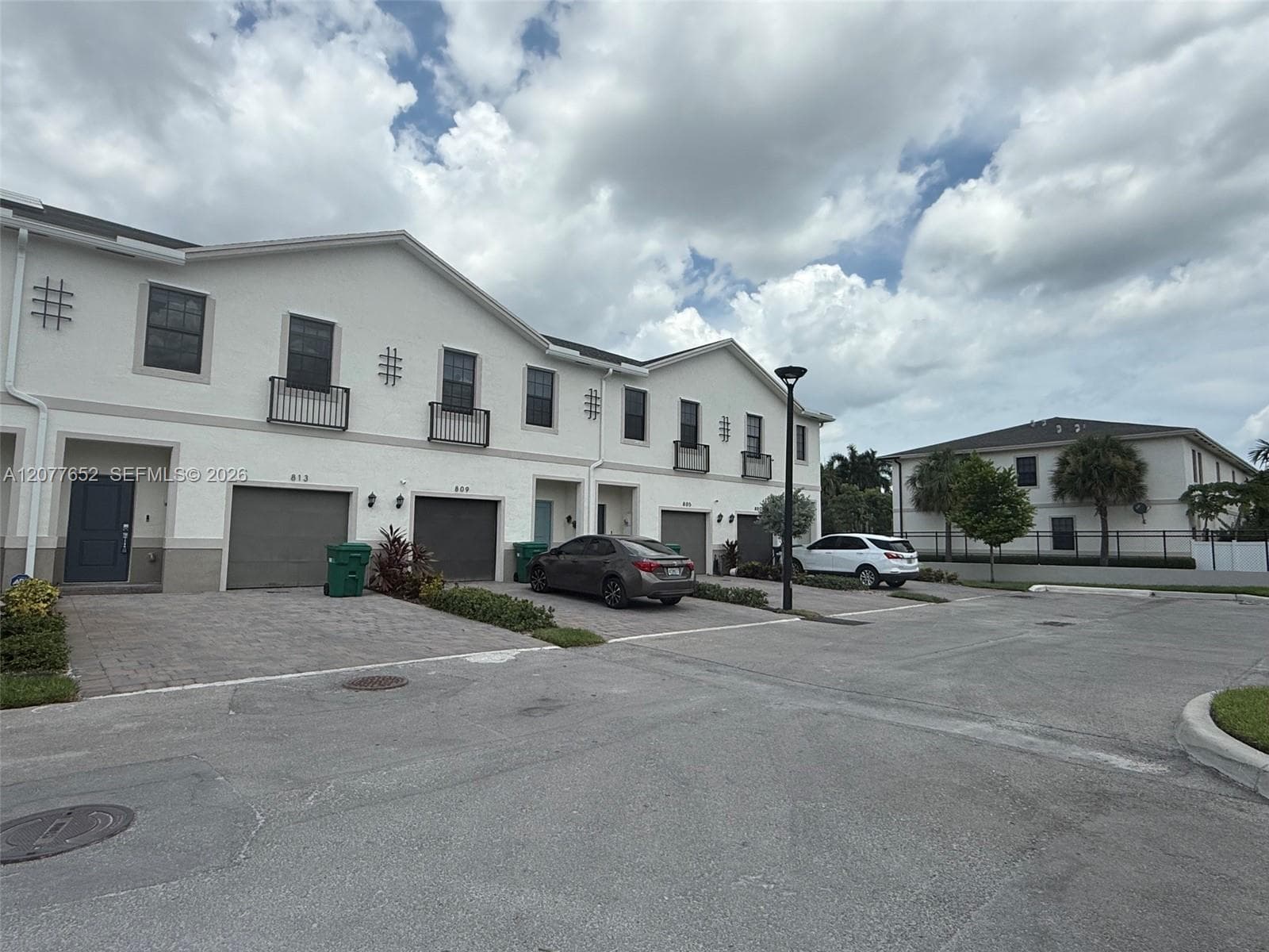 813 SW 11th Ter #0 photo 15