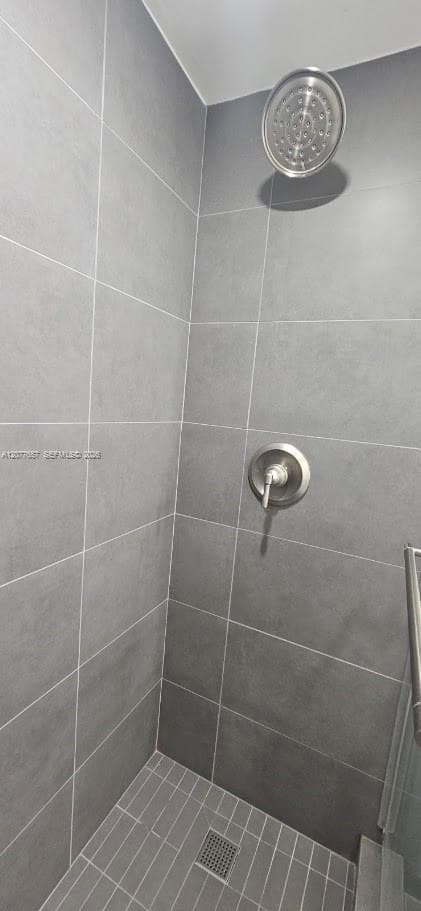 IMPERIAL TOWERS NORTH CON · #340 in Hallandale Beach - Photo 12