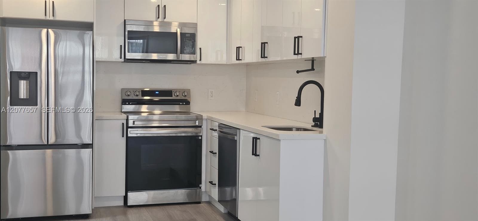 IMPERIAL TOWERS NORTH CON · #340 in Hallandale Beach - Photo 3