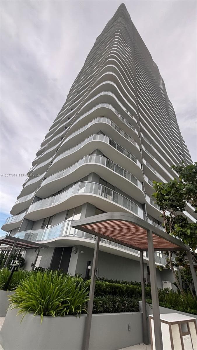 Casa Bella Residences , Iconic Architectural Design