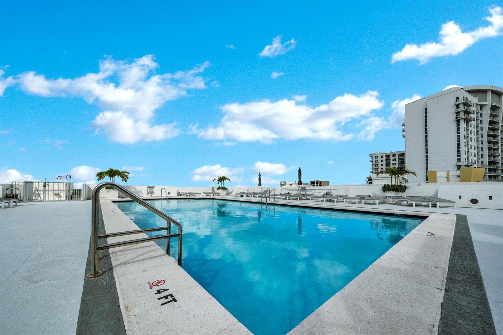 25 Pool (3)