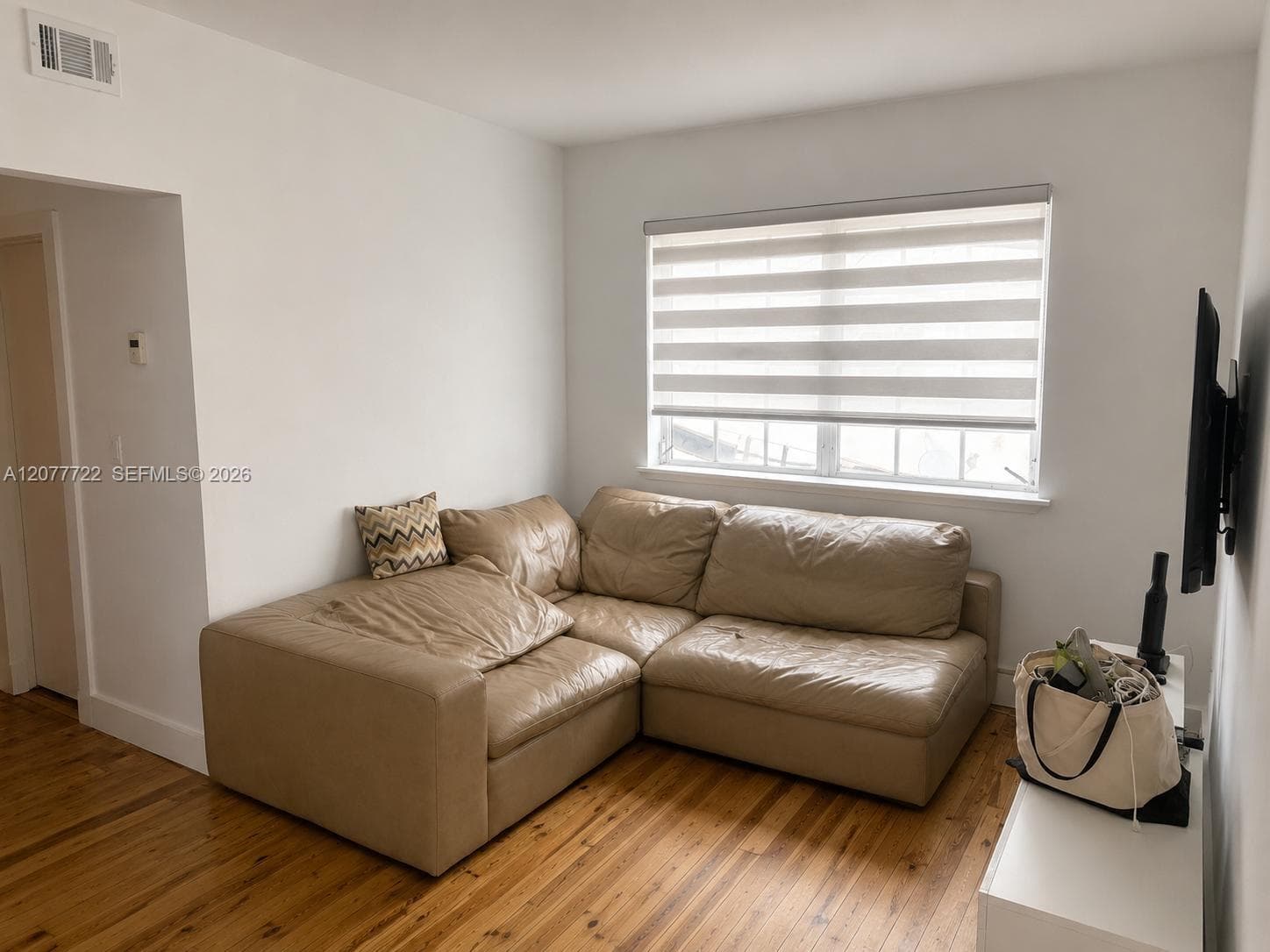 830 10th St · #3 in Miami Beach - Photo 2