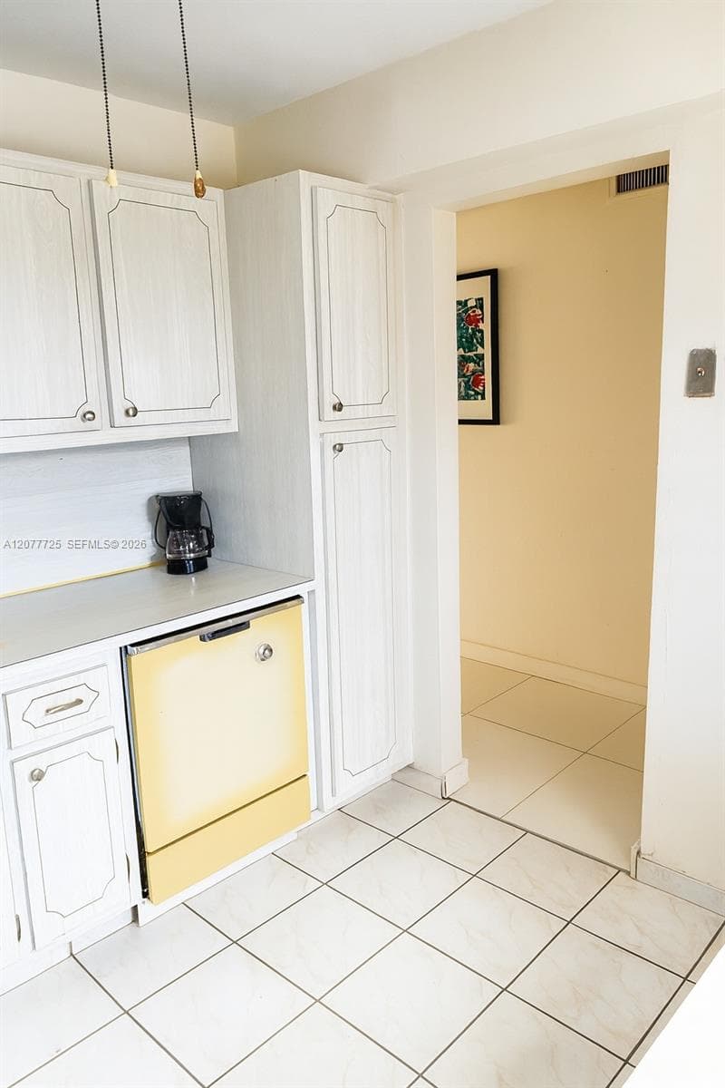 Meadowbrook towers · #308 in Hallandale Beach - Photo 5
