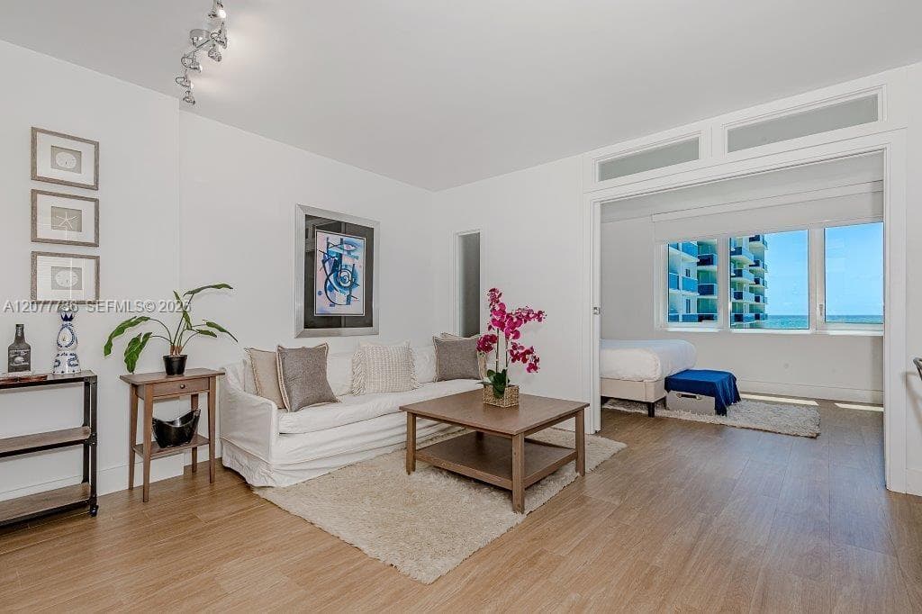 Roney Palace · #1242 in Miami Beach - Photo 3