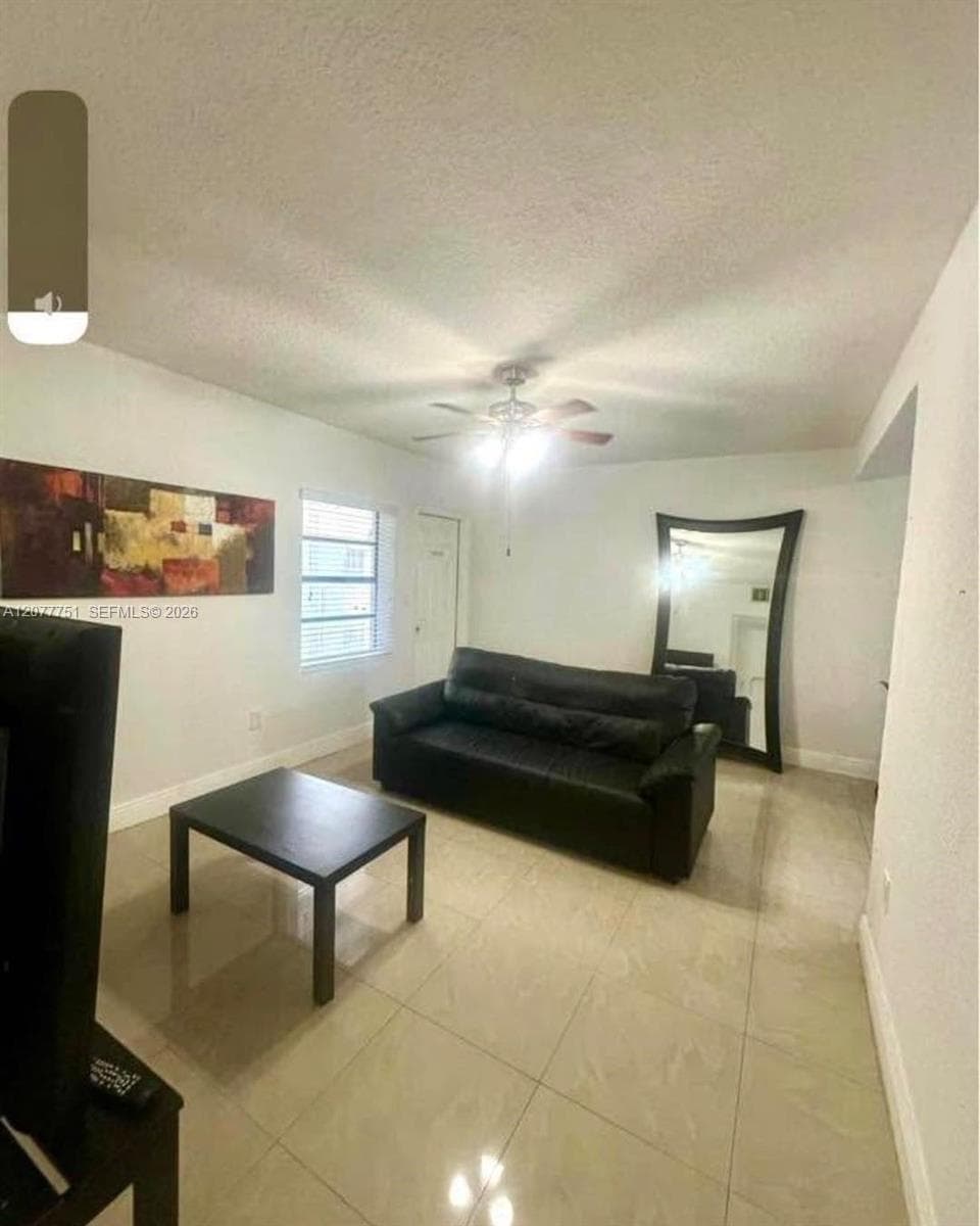 SILVER BLUFF EST SEC C · #1 in Miami - Photo 5