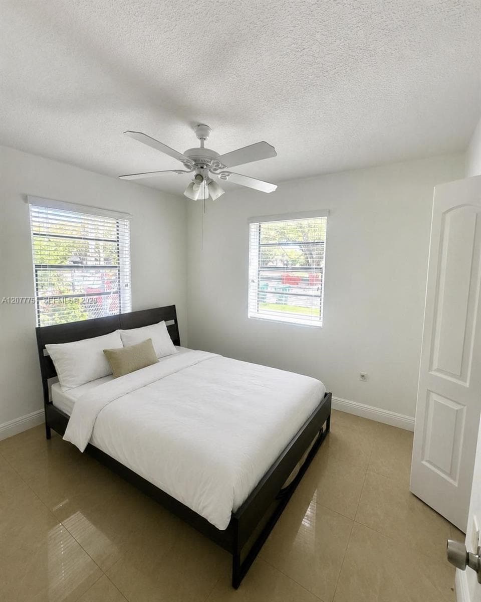 SILVER BLUFF EST SEC C · #1 in Miami - Photo 9