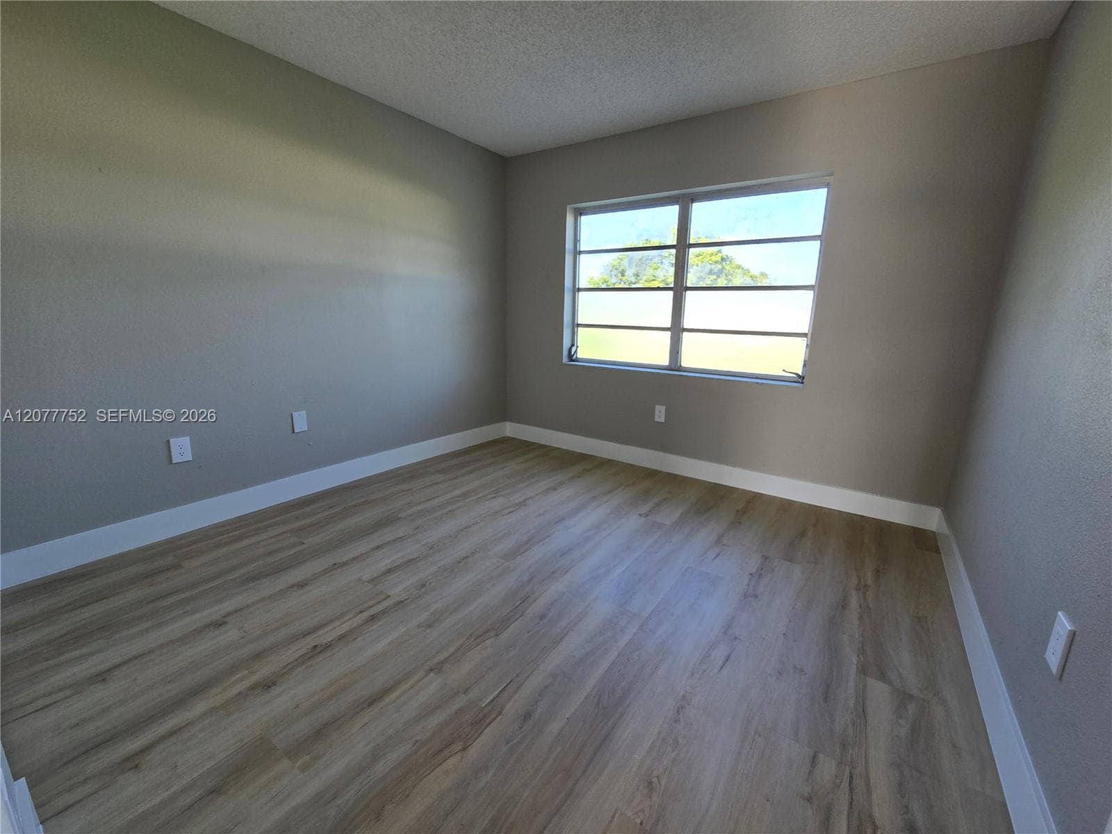 17120 SW 94th Ave #404 photo 16