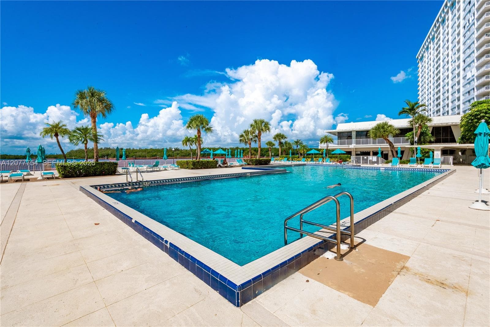 ARLEN HOUSE WEST CONDO · #825 in Sunny Isles Beach - Photo 30
