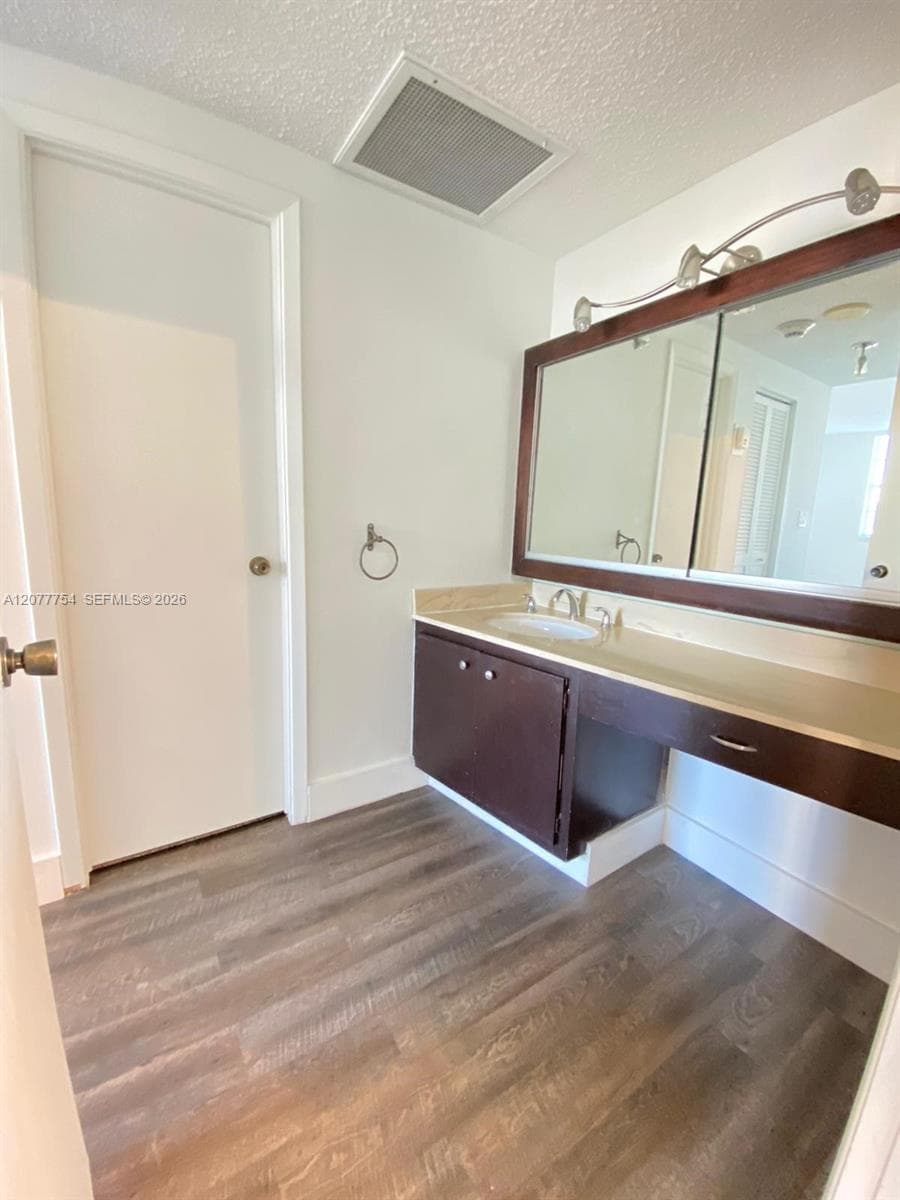 ARLEN HOUSE WEST CONDO · #825 in Sunny Isles Beach - Photo 19