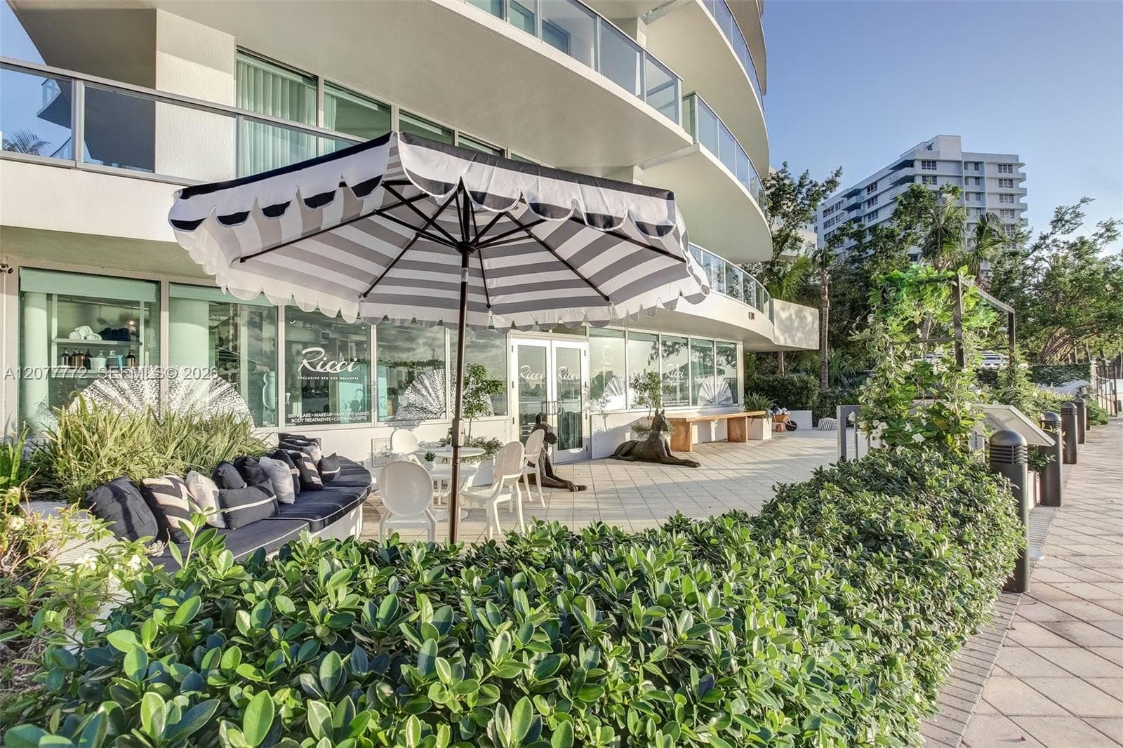 CAPRI SOUTH BEACH · #902 in Miami Beach - Photo 45