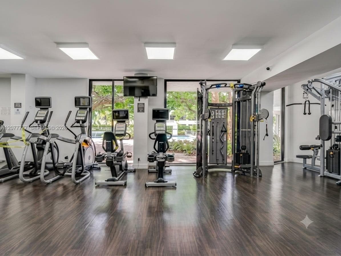PARC CENTRAL EAST · #1612 in Aventura - Photo 35
