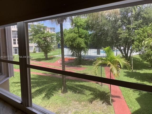 ROLLING GREEN CONDO C · #C212 in Miami - Photo 38