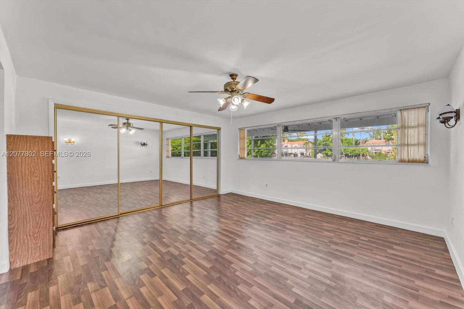 4560 Prairie Ave photo 13