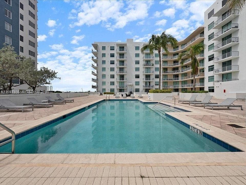 HOLLYWOOD STATION RES · #1016 in Hollywood - Photo 16