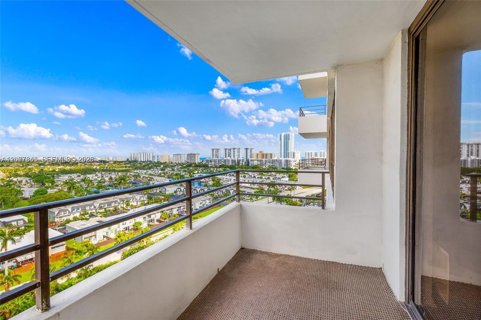 OLYMPUS CONDO PHASE · #1102 in Hallandale Beach - Photo 4