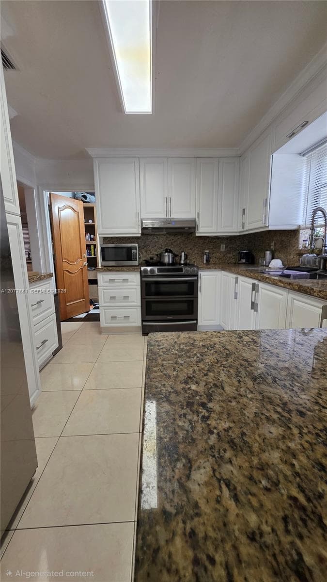 3431 SW 63rd Ave photo 16