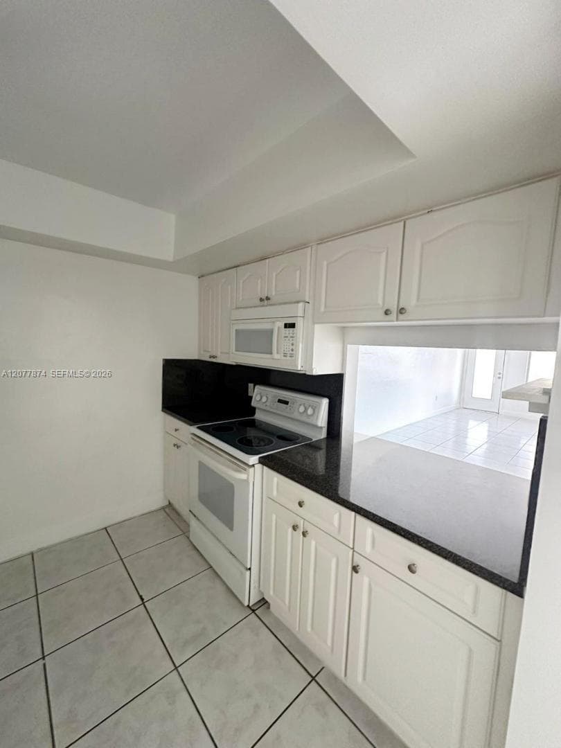 SUTTON HOUSE · #16 in North Miami - Photo 13