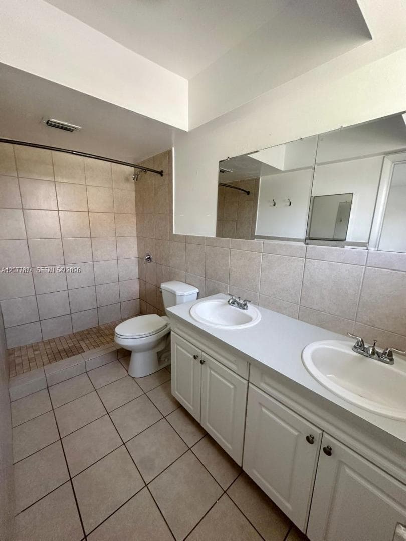 SUTTON HOUSE · #16 in North Miami - Photo 14