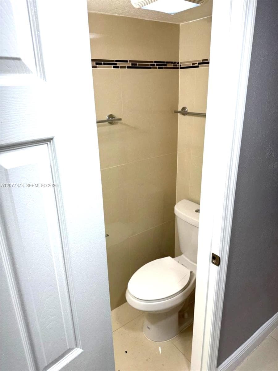 LAS VILLAS SEGOVIA CONDO · #25 in Hialeah - Photo 11