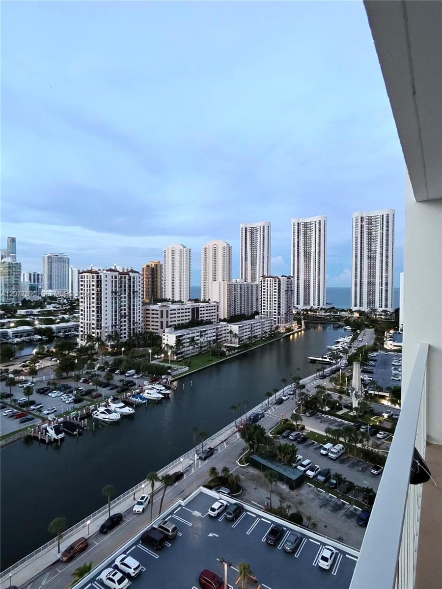 ARLEN HOUSE WEST CONDO · #1723 in Sunny Isles Beach - Photo 1