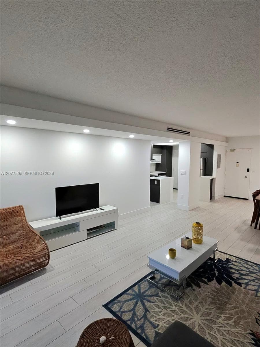 ARLEN HOUSE WEST CONDO · #1723 in Sunny Isles Beach - Photo 4