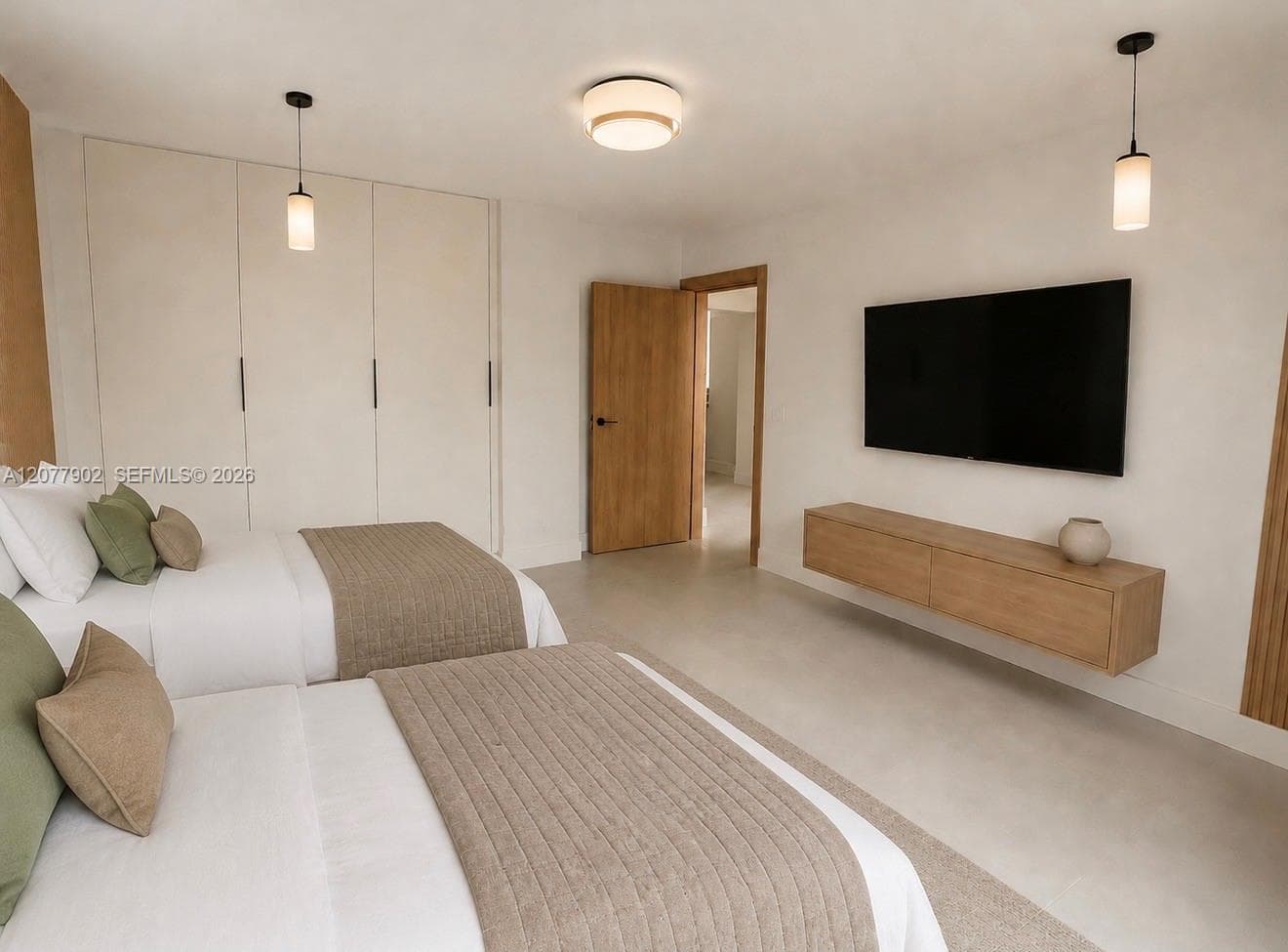 1116 Hollywood Blvd photo 11
