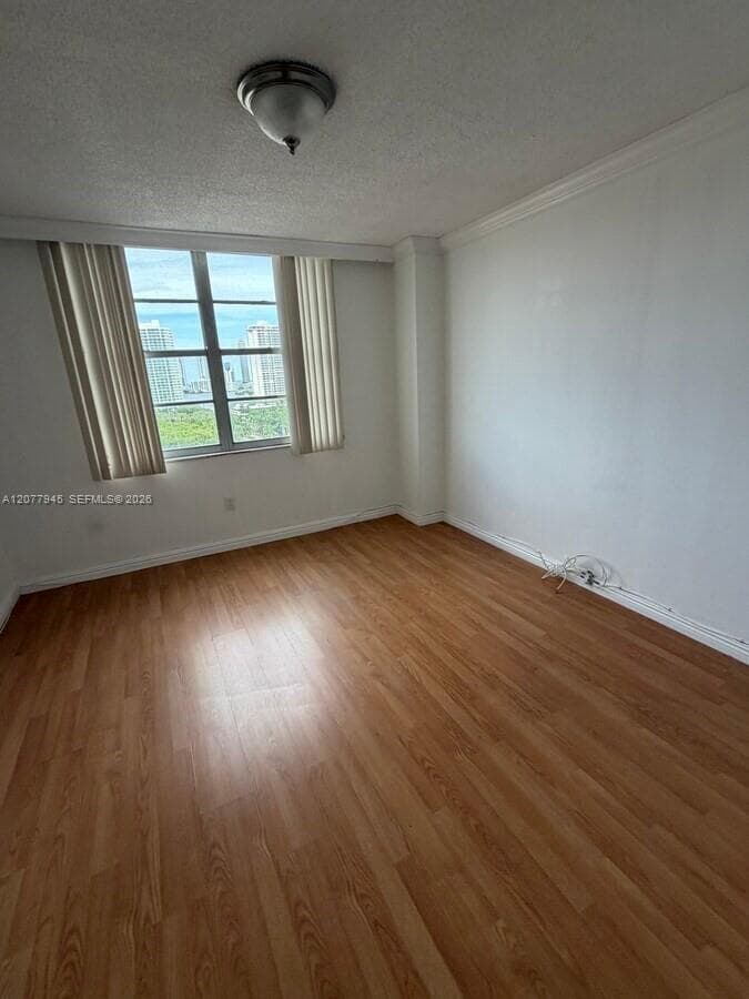 ADMIRALS PORT CONDO WEST · #1507E in Aventura - Photo 2
