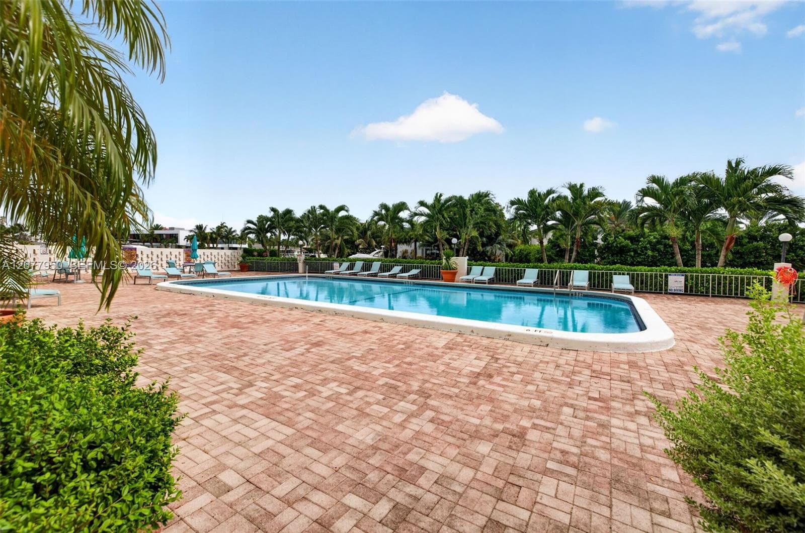 OCEAN VIEW TOWERS CONDO · #708 in Hallandale Beach - Photo 18