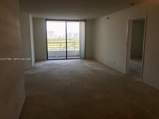 PARC CENTRAL · #1210 in Aventura - Photo 2