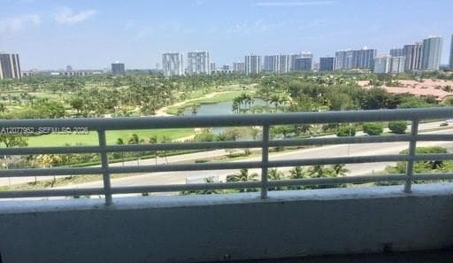 PARC CENTRAL · #1210 in Aventura - Photo 1