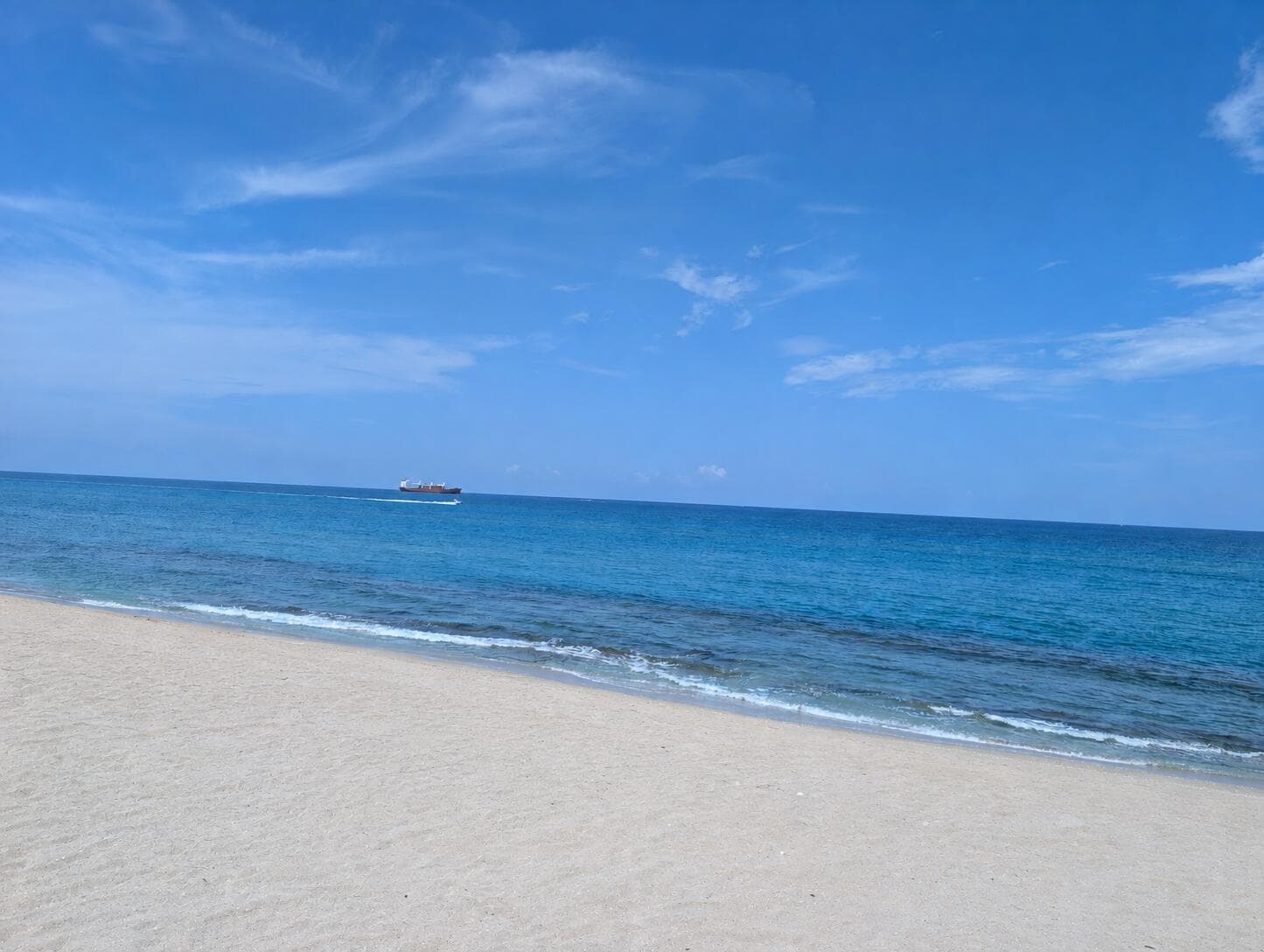 Dunes Towers Beach area
