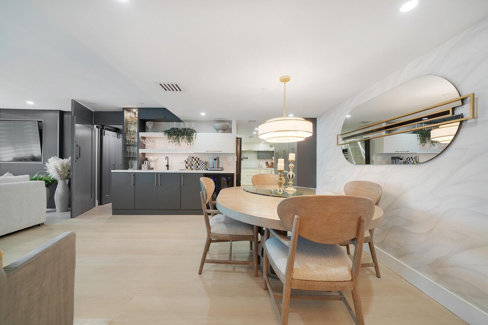 Dining Area/Kitchen