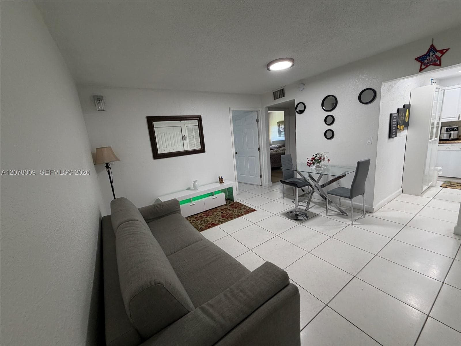 LAKEVIEW GARDENS AT MIAMI · #C1005 in Hialeah - Photo 5