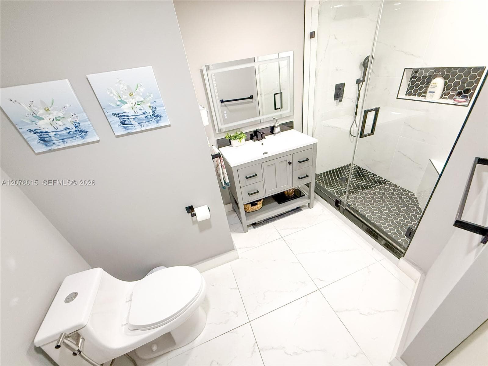 Buckly Towers · #1406W in Miami - Photo 17