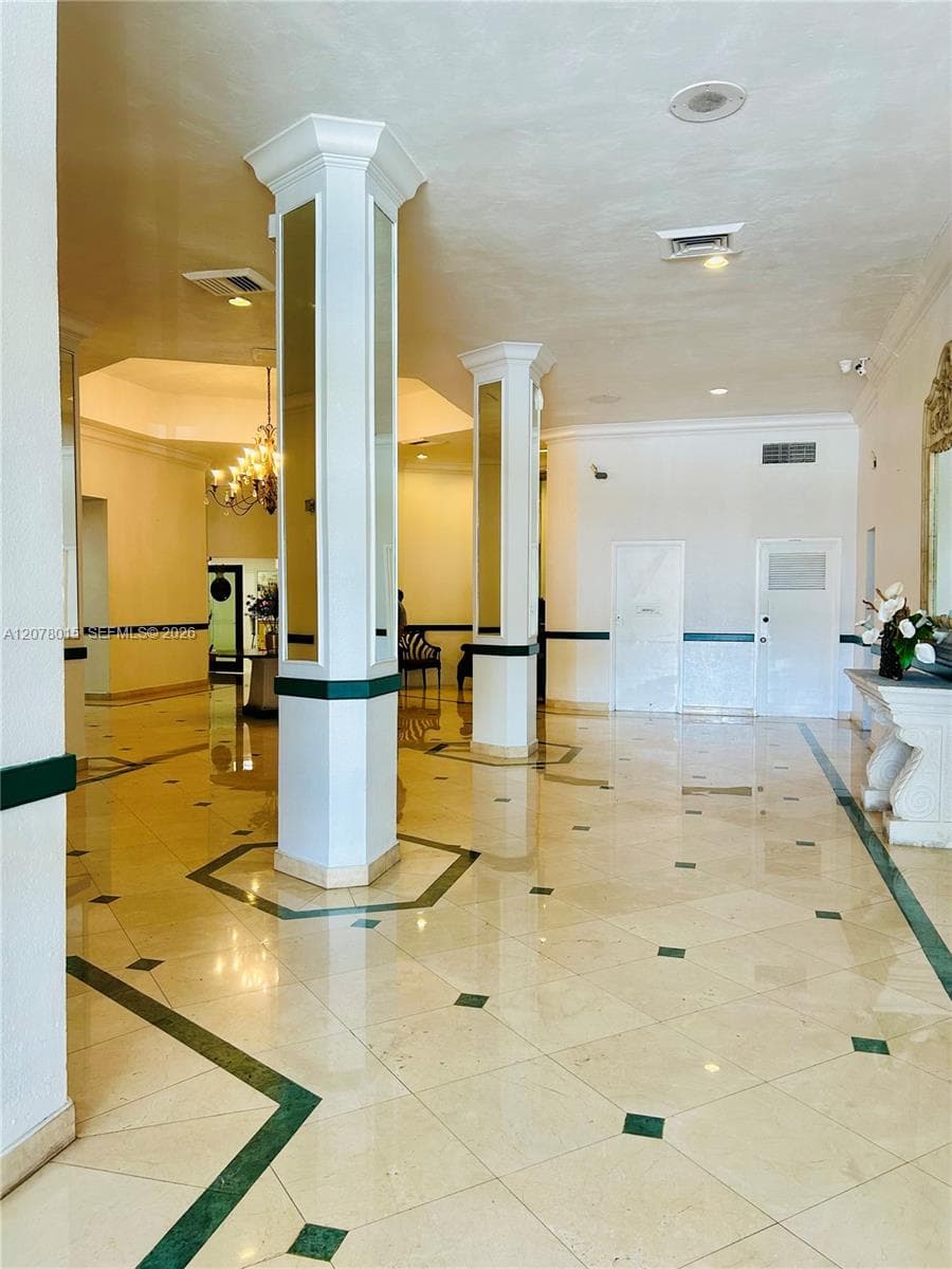 Buckly Towers · #1406W in Miami - Photo 24